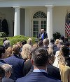 Trump îl laudă pe şeful Pentagonului, Hegseth, dar nu îl menţionează pe consilierul Mike Waltz în deschiderea unui discurs rostit la Casa Albă / „Au concediat persoana greşită”, spun democraţii