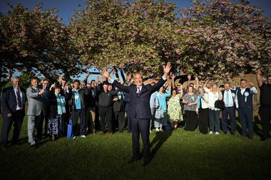 Partidul Reform UK încheie o zi istorică, iar unii se întreabă dacă Nigel Farage ar putea ajunge premier