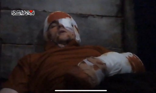 Hamas a dat publicităţii un videoclip cu un bărbat identificat ca fiind ostatic în Gaza. Este un bărbat răpit de la festivalul de muzică Nova - VIDEO