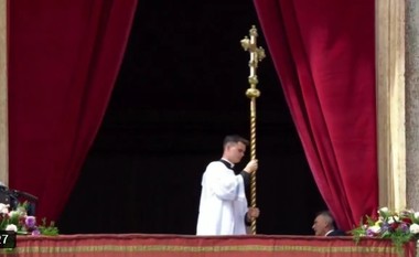 De ce papii îşi aleg nume diferite şi care ar putea fi numele noului papă?