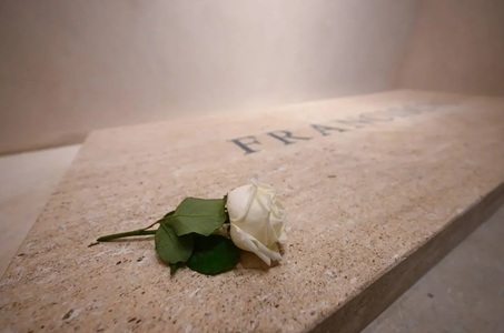 Cele nouă zile de doliu la Vatican după moartea Papei Francisc, la final / Toată lumea aşteaptă conclavul de miercuri
