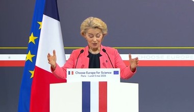 Von der Leyen anunţă un pachet de 500 de milioane de euro pentru a atrage cercetători de top în Europa, în timp ce Macron denunţă politica ştiinţifică a lui Trump drept un „diktat”. Şefa CE vrea ca statele UE să investească în cercetare 3% din PIB