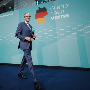 Liderul conservator Friedrich Merz devine noul cancelar al Germaniei. Milionarul fără experienţă guvernamentală vine la conducerea celei mai mari ţări din UE într-o perioadă plină de provocări