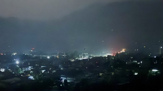 UPDATE-India atacă cu rachetă nouă ”instalaţii teroriste” în Pakistan, în cadrul Operaţiunii Sindoor, soldată cu cel puţin trei morţi şi 12 răniţi. Islamabadul ripostează cu tiruri de artilerie