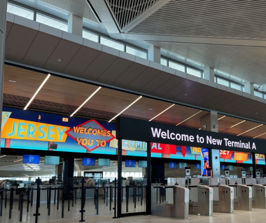 SUA: Controlorii de trafic aerian de la Aeroportul din Newark au pierdut pentru scurt timp legătura cu avioanele/ Înregistrări audio arată momentul în care radarul a ”căzut”: ”Turnul de control, sunteţi acolo?”