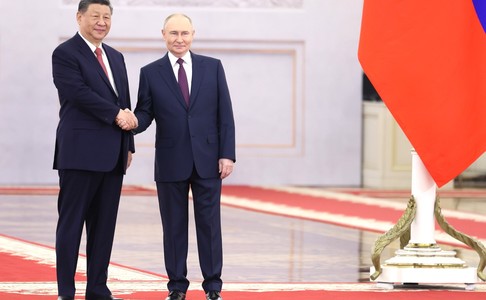 Liderul chinez Xi Jinping a sosit la Kremlin pentru discuţii cu Putin
