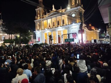 Peru: Mii de credincioşi i-au adus un omagiu lui Leon al XIV-lea la o slujbă în Chiclayo - VIDEO