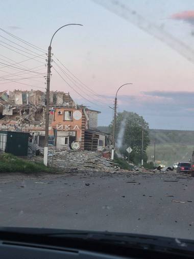 Ruşii susţin că o rachetă ucraineană a lovit un hotel din regiunea Kursk şi trei persoane sunt rănite