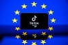 Comisia Europeană deschide calea unei amendări a TikTok, acuzată de lipsă de transparenţă a publicităţii. Investigaţiile continuă în ancheta în care TikTok e suspectată că a deschis uşa unor posibile manipulări ruseşti în alegerile din România