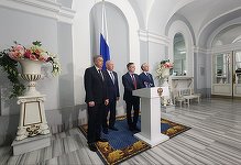 Şeful delegaţiei ruse îi invită pe reprezentanţii ucraineni la discuţii vineri dimineaţă, de la 10:00