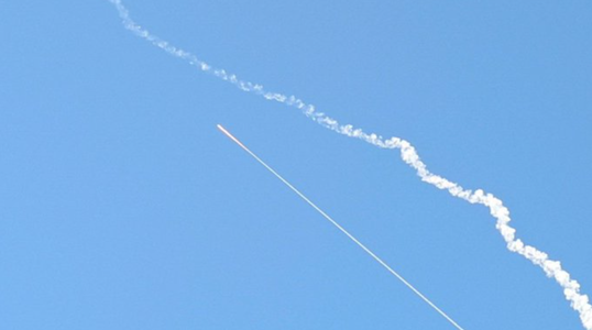 Armata israeliană susţine că a interceptat o rachetă lansată din Yemen