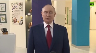 Rusia este ”pregătită să lucreze” împreună cu Ucraina la un ”memorandum” privind ”un posibil tratat de pace”, anunţă Putin după ce vorbeşte cu Trump la telefon
