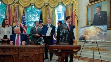 Trump anunţă construirea unui scut antirachetă al SUA, ”Domul de Aur”, în valoare de 175 mld. $, contra ameninţărilor rusă şi chineză. Canada se va alătura iniţiativei, iar domul va fi operaţional până la sfârşitul mandatului, anunţă el