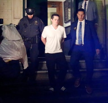 Un investitor în criptomonede, reţinut la New York, pentru acuzaţii grave de răpire şi tortură