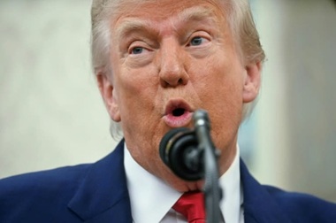 Guvernul american face apel după ce Tribunalul Comerţului Internaţional îi aplică o palmă usturătoare lui Trump blocându-i taxele vamale reciproce şi face pieţele financiare să se aprecieze