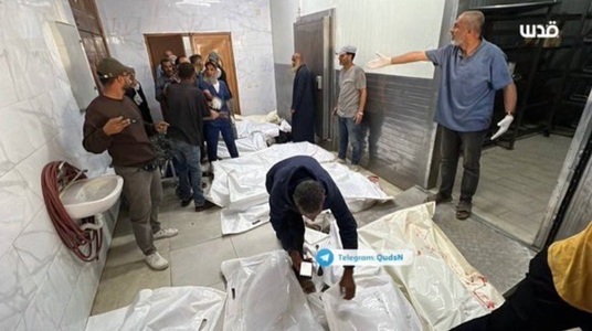 Cel puţin 22 de persoane ucise şi peste 120 rănite prin împuşcare de către militari israelieni, care au deschis focul împotriva a mii de palestinieni care se îndreptau către centrul american de ajutor de la Rafah, acuză Apărarea Civilă din Fâşia Gaza