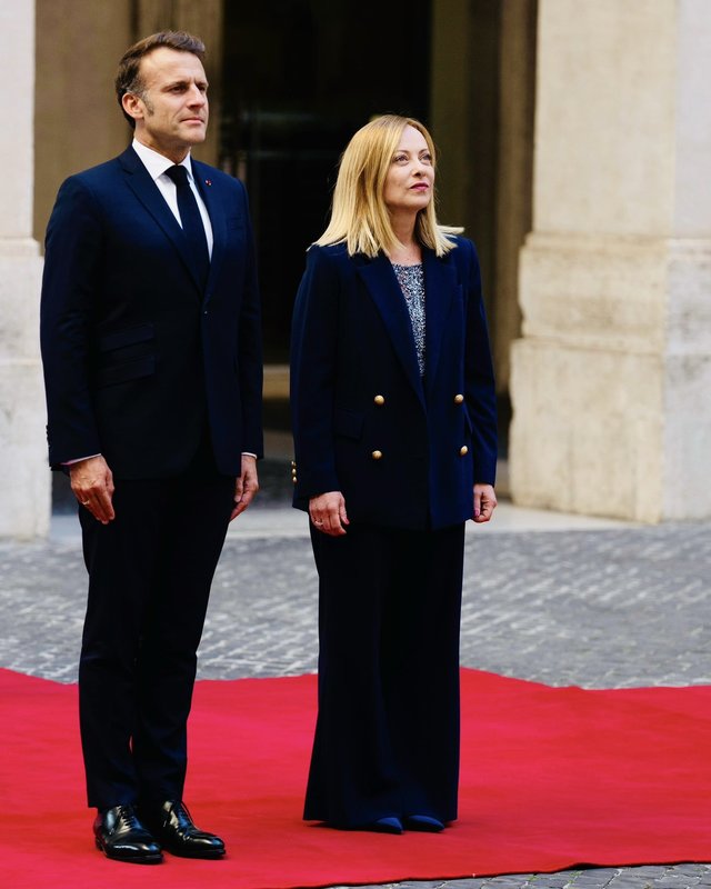 Macron şi Meloni s-au întâlnit la Roma după tensiuni diplomatice şi de afaceri între Franţa şi Italia