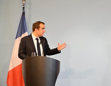 Companiile franceze vor produce drone în Ucraina, anunţă Sébastien Lecornu