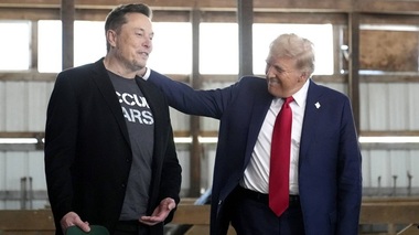 Elon Musk a şters mesajul de pe X în care afirma că Trump apare în „dosarele Epstein”