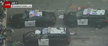 Protestele la Los Angeles continuă. Guvernatorul Californiei consideră ilegală trimiterea Gărzii Naţionale