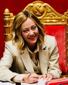 Victorie pentru Giorgia Meloni. Referendumurile iniţiate de opoziţia de stânga pe tema cetăţeniei şi forţei de muncă, invalidate de prezenţa scăzută la vot