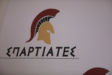 Decizie fără precedent. Justiţia din Grecia a retras mandatele a trei deputaţi de extremă-dreapta pentru fraudă electorală