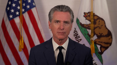 Newsom afirmă că Trump ”a ales teatrul în faţa siguranţei publice” când a desfăşurat Garda Naţională în Los Angeles/ Newsom avertizează că democraţia este atacată şi afirmă: ”Congresul nu e nicăieri”