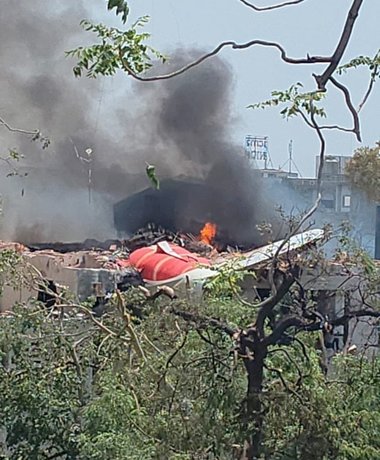 Tragedia aviatică din India - „Se pare că nu există supravieţuitori” între cei de la bordul avionului, spune şeful poliţiei din Ahmedabad. Bilanţul, agravat de victimele de la sol. Au fost găsite deja 204 cadavre
