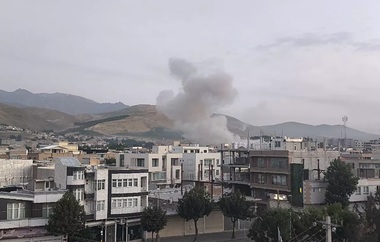 Noi explozii în nord-vestul Iranului. Armata israeliană revendică atingerea instalaţiilor subterane de îmbogăţirea uraniului la Natanz şi bombardarea unor instalaţii de rachete balistice. ”Instalaţiile nucleare nu trebuie atacate niciodată”, condamnă AIEA