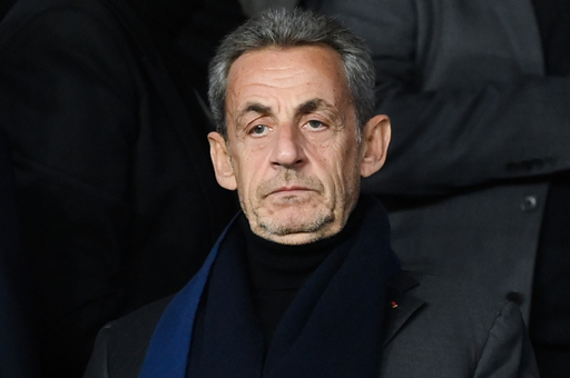 Fostul preşedinte francez Nicolas Sarkozy a fost exclus din Legiunea de Onoare 