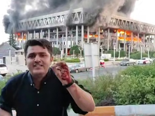 Sediul radiodifuziunii iraniene IRIB, vizat într-un atac israelian. Ministrul israelian al Apărării o ameninţă cu ”dispariţia”. ”Îl vom lovi pe dictatorul iranian peste tot”. IRIB, care se află în subordinea directă a biroului lui Ali Khamenei. îşi reia transmisia după atac