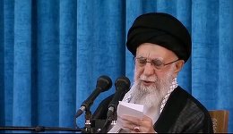 Cine este Ali Khamenei? Liderul suprem al Iranului, un adversar declarat al SUA şi al Israelului, şi-a marginalizat rivalii şi a zdrobit opoziţia populară. Viclenia şi Gărzile Revoluţionare i-au consolidat ascensiunea