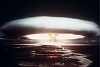 Franţa să ceară ”iertare” Polineziei pentru testele nucleare, cere o comisie de anchetă. Franţa a desfăşurat 193 de teste nucleare în Polinezia în perioada 1966-1996, şi alte 17 teste în Algeria în perioada 1960-1966, care i-au permis să se doteze cu arma