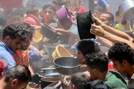 Cel puţin 76 de palestinieni ucişi în tiruri israeliene în Fâşia Gaza, inclusiv 21 veniţi să primească ajutor umanitar la Khan Yunis şi pe Coridorul Netzarim