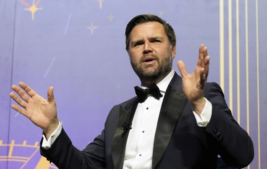 J. D. Vance îşi face cont pe BlueSky, cea mai anti-Trump dintre reţelele de socializare. ”Ascundeţi-vă copii (...), J. D. Vance este pe BlueSky!”, cer unii utilizatori, iar alţii cer blocarea noului venit