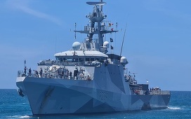 O navă militară britanică, HMS Spey, traversează Strâmtoarea Taiwan pentru prima oară din 2021