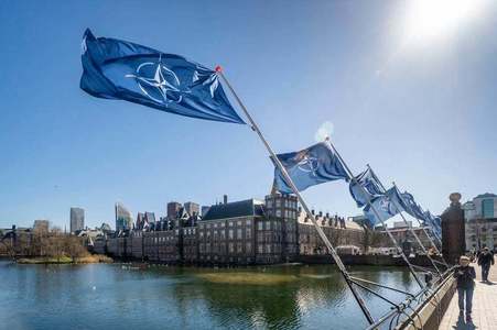 Summitul NATO aduce măsuri stricte şi perturbă viaţa în Haga, oraşul tribunalelor internaţionale. A fost demarată cea mai mare operaţiune de securitate organizată vreodată în Ţările de Jos
