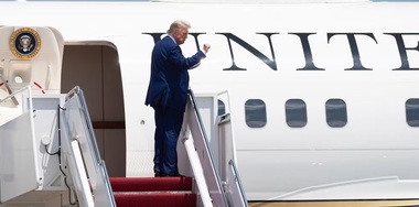 Trump anunţă că un armistiţiu ”a intrat în vigoare” între Israel şi Iran şi le cere să-l respecte