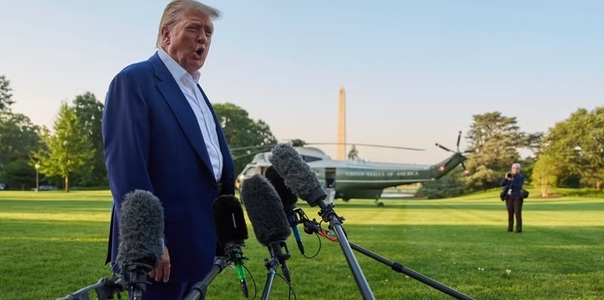 Trump se declară ”nemulţumit” de Israel şi Iran şi le acuză de încălcarea armistiţiului pe care l-a anunţat. ”Israelule, nu da drumul la bombele astea. Dacă o faceţi, va fi o încălcare gravă. Aduceţi-vă piloţii înapoi acasă acum!”. ”Nu mai ştiu ce mama dr