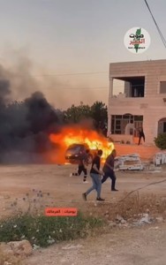 Colonişti israelieni au atacat un oraş din Cisiordania/ Trupele au ucis trei palestinieni