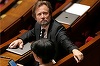 Partidul Socialist depune o moţiune de cenzură împotriva premierului François Bayrou pe tema revenirii la ieşirea la pensie la vârsta de 62 de ani