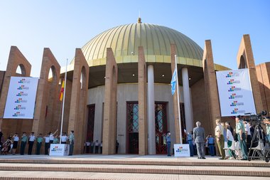 Comunitatea internaţională, reunită la Sevilla pentru a discuta despre ajutorul pentru dezvoltare. Participă cel puţin 50 de şefi de stat şi de guvern