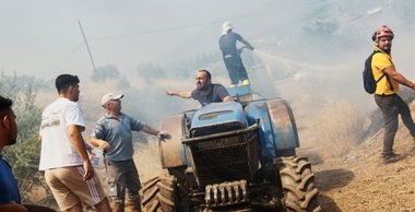 Peste 50.000 de persoane evacuate în Turcia, în urma unor incendii de pădure, din 41 de localităţi situate în trei provincii, Izmir, Manisa şi Hatay. 79 de persoane spitalizate