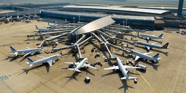 Greva controlorilor de trafic aerian din Franţa perturbă vacanţele