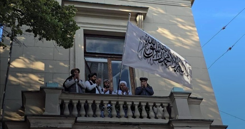 Moscova acceptă scrisorile de acreditare ale unui ambasador al Afganistanului numit de talibani şi devine prima ţară care recunoaşte de facto regimul islamist de la Kabul