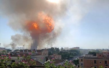O benzinărie a explodat în Roma, mai multe persoane sunt rănite - VIDEO