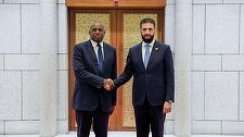 Marea Britanie şi-a restabilit relaţiile cu Siria, odată cu vizita ministrului de externe la Damasc