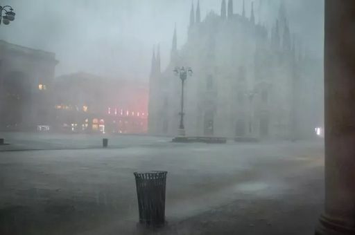 O persoană a murit în urma unei furtuni violente care a lovit Milano