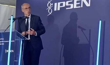 Clasa politică din Franţa, în şoc după sinuciderea unui deputat proeminent de dreapta