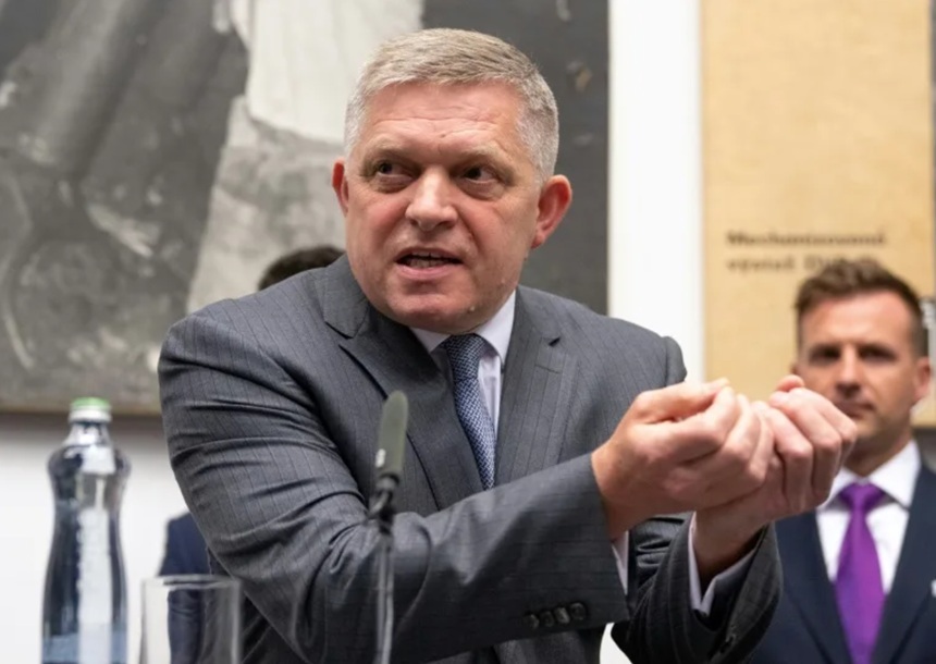 Autorul atacului care l-a vizat pe premierul slovac naţionalist Robert Fico, poetul Juraj Cintula, judecat pentru terorism